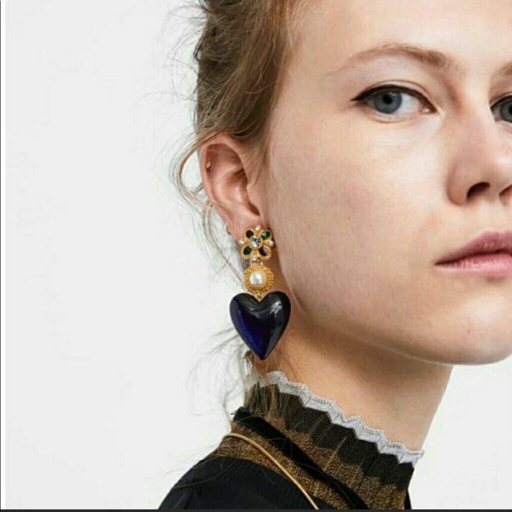 NWOT EARRINGS